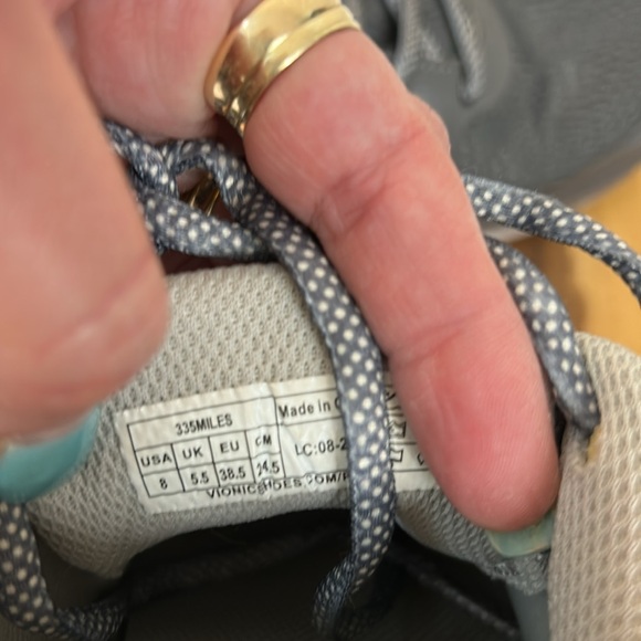 Vionic Miles Women's Dark Grey Lace-Up Sneakers Size 8 - Picture 5 of 9